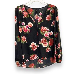 FOREVER 21 Woman Semi Sheer Blouse Small S Roses Pattern Top Black Red